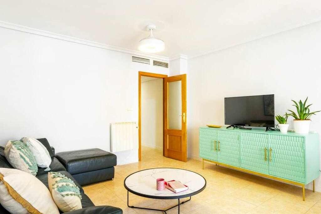 Apartamento Pink Maritimo Torrevieja Exterior foto